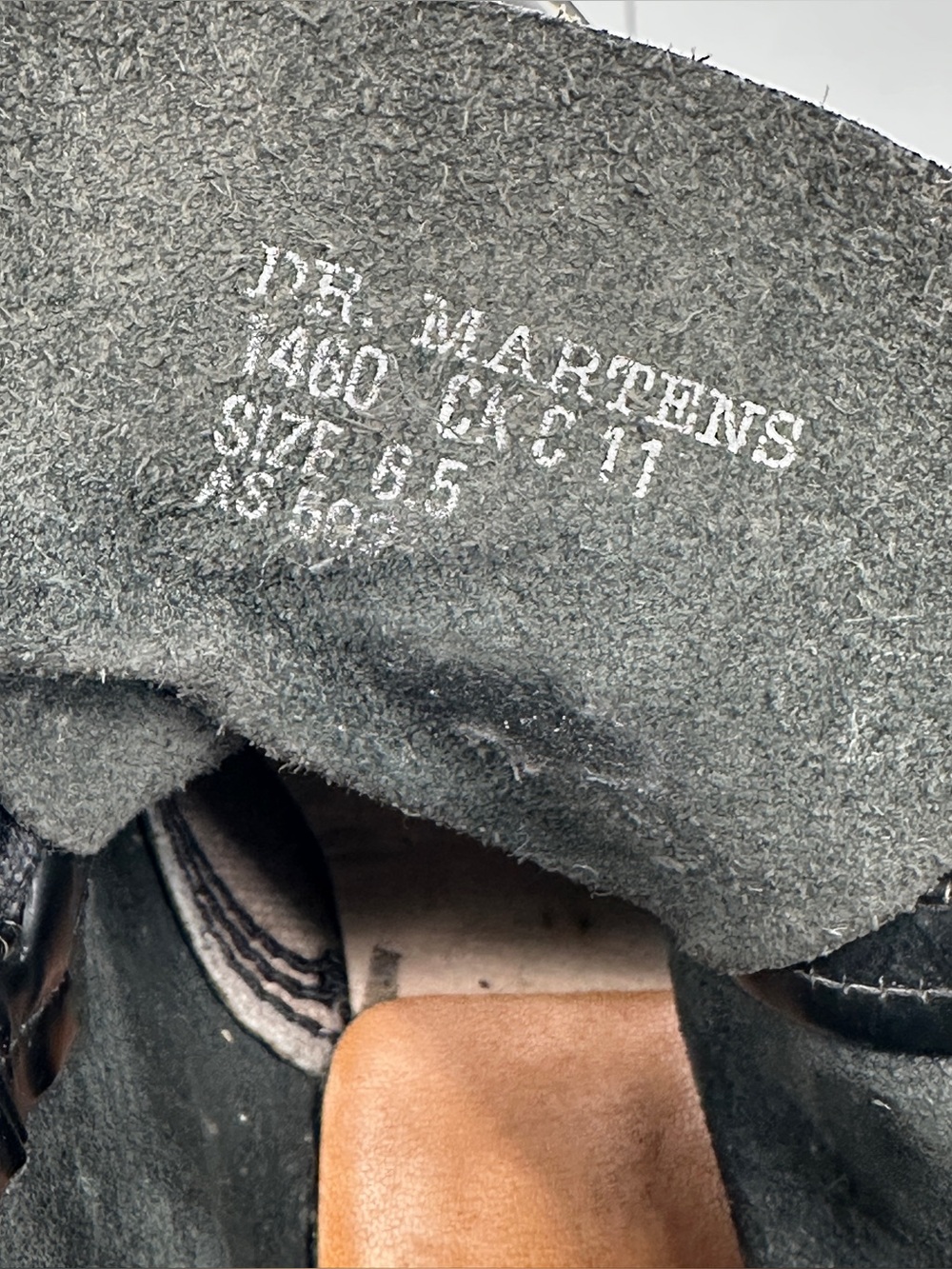 Vintage 1990’s Dr. Martens 1460 Made in England 8-Eye Boots UK 6.5 - Picture 11 of 16